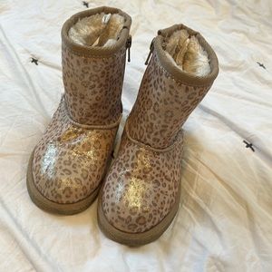 Nordstrom rack uggs faux shearling boot size 7 leopard print sparkle
